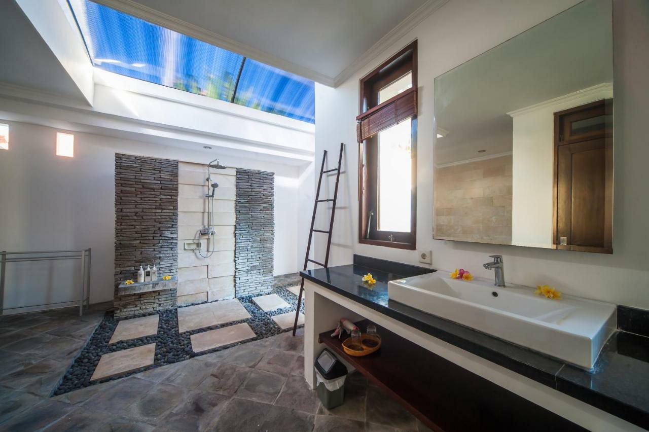Turiya Villa Sanur Eksteriør bilde